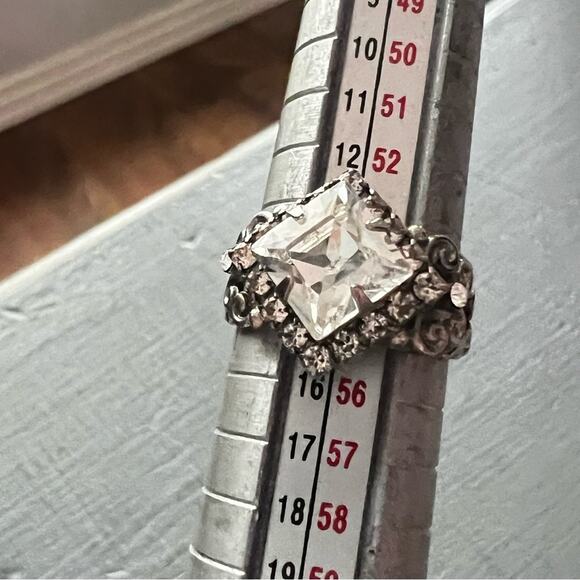 Sorrelli Crystal Silver Tone Ring Size 7 - Picture 8 of 10